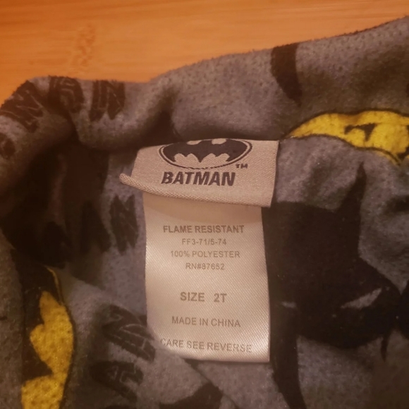 Gray Black & Yellow Boys 2T Winter PJ Set - Picture 2 of 2